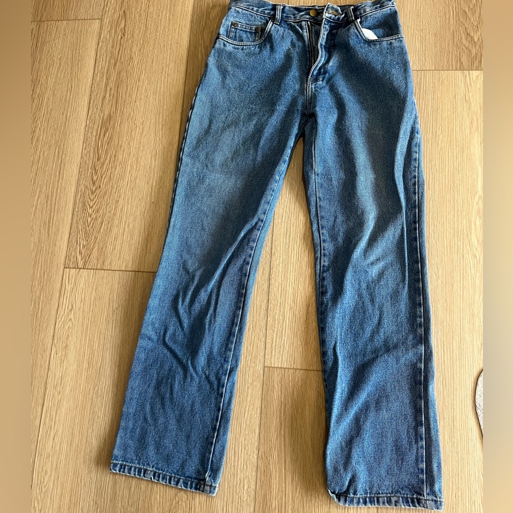 Vintage Classic Straight-Leg women’s jeans